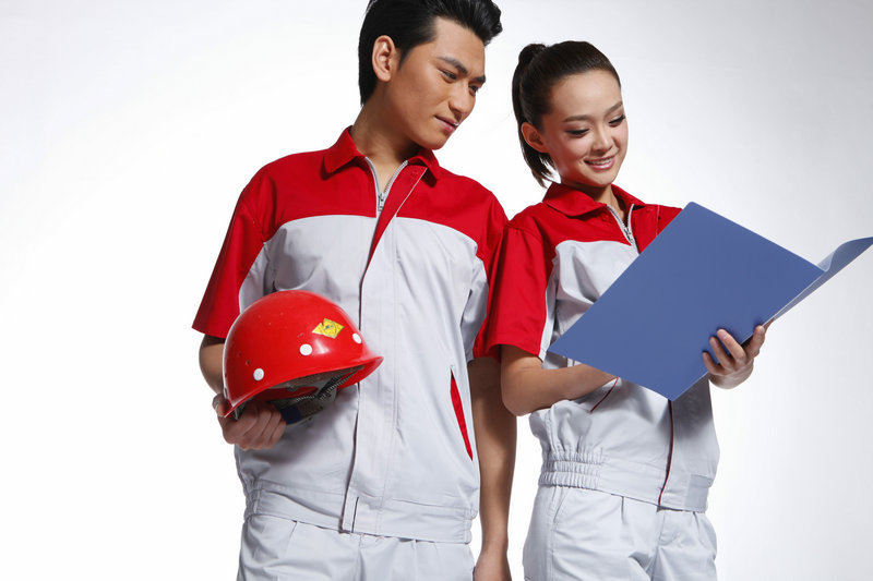 統一定制工作服的好處是什么?如何清洗污漬?